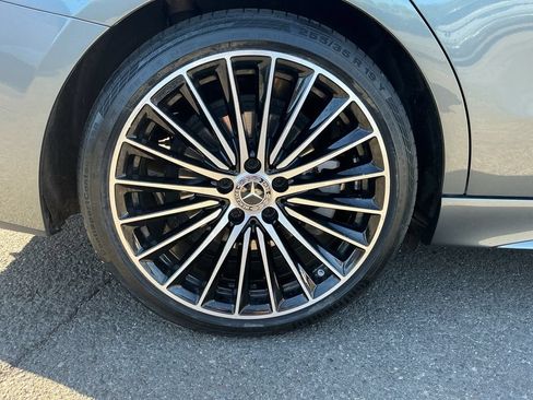 Certified 2025 Mercedes-Benz C 300 4MATIC Sedan image 9
