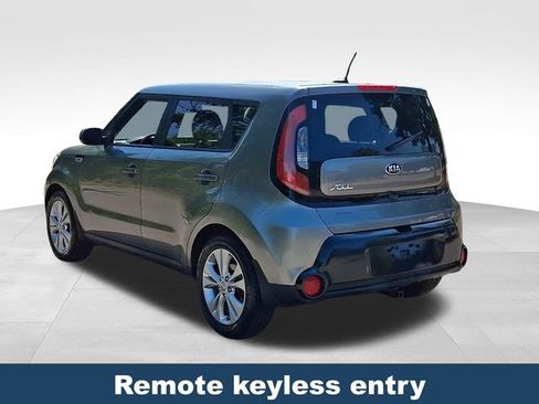 Used 2016 Kia Soul + w/ Audio Package FWD image 5