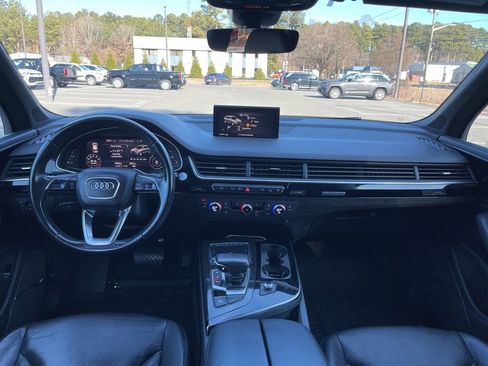 Used 2019 Audi Q7 3.0T Premium Plus w/ Premium Plus Package image 8