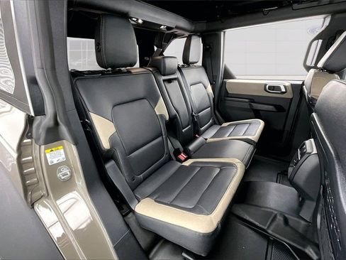 New 2025 Ford Bronco Big Bend w/ Black Diamond Package image 10