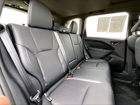 Used 2025 Subaru Forester Limited w/ Popular Package #2 image 32