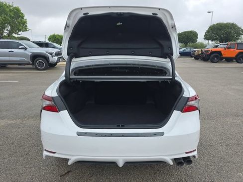 Used 2023 Toyota Camry SE FWD image 13