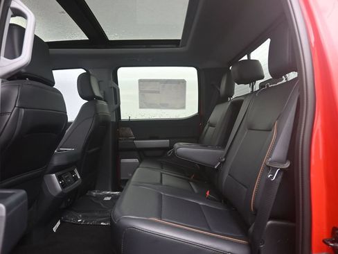 New 2026 Ford F250 Lariat w/ Black Appearance Package AWD/4WD image 27