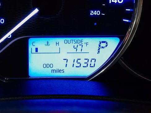 Used 2014 Toyota Corolla LE image 23