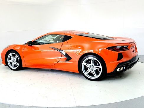 Used 2025 Chevrolet Corvette Stingray Preferred Cpe w/ Battery Protection Package RWD image 4