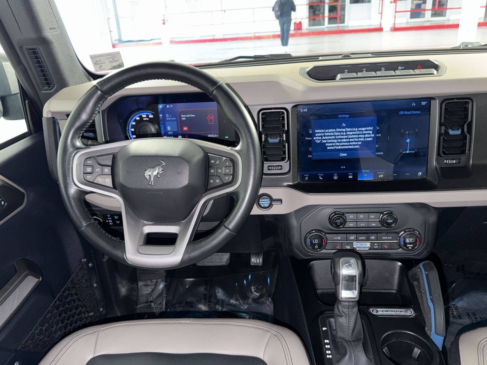 Used 2023 Ford Bronco Wildtrak AWD/4WD image 16