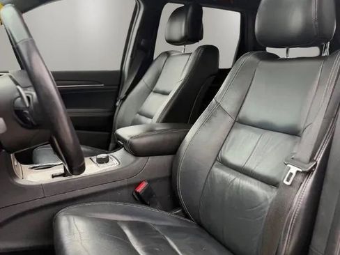 Used 2015 Jeep Grand Cherokee Limited AWD/4WD image 12