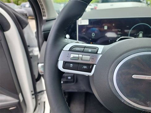 New 2025 Hyundai Tucson Limited image 28