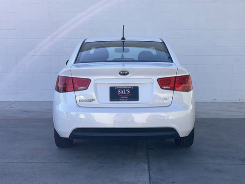 Used 2013 Kia Forte EX w/ Fuel Economy Pkg image 3
