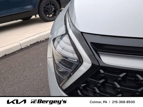 Used 2023 Kia Sportage X-Pro Prestige image 11