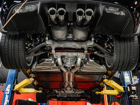 Used 2009 Chevrolet Corvette ZR1 w/ Preferred Equipment Group RWD image 4