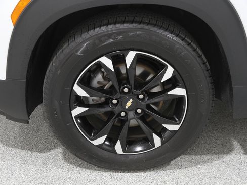 Used 2022 Chevrolet TrailBlazer LT w/ Convenience Package image 22