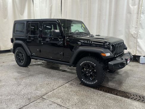 Used 2021 Jeep Wrangler Unlimited Willys image 5
