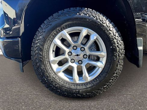 Used 2023 Chevrolet Silverado 1500 RST image 25