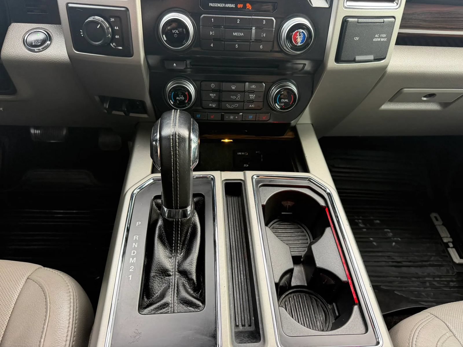 Used 2015 Ford F150 Lariat w/ Equipment Group 502A Luxury AWD/4WD image 44