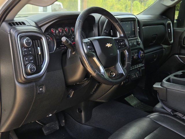 Used 2020 Chevrolet Silverado 2500 LTZ w/ Z71 Off-Road Package AWD/4WD image 24