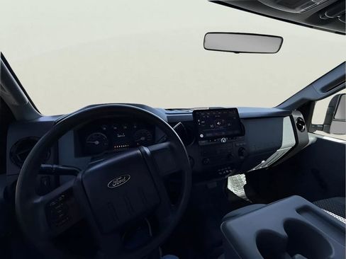 Used 2011 Ford F450 XL image 28