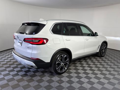 Used 2023 BMW X5 sDrive40i w/ Premium Package image 7