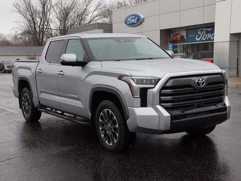 Used 2023 Toyota Tundra Limited image 2