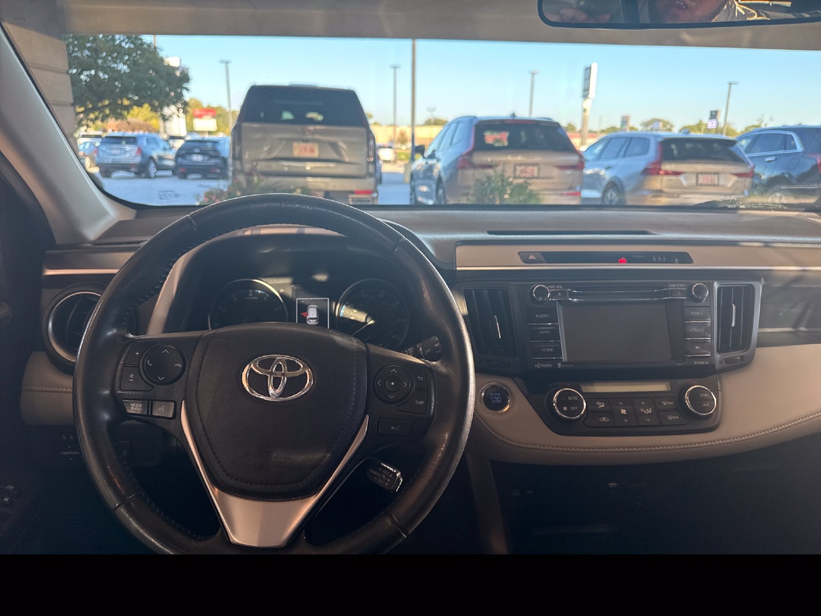 Used 2018 Toyota RAV4 XLE w/ Plus Extra Value Package AWD/4WD image 13