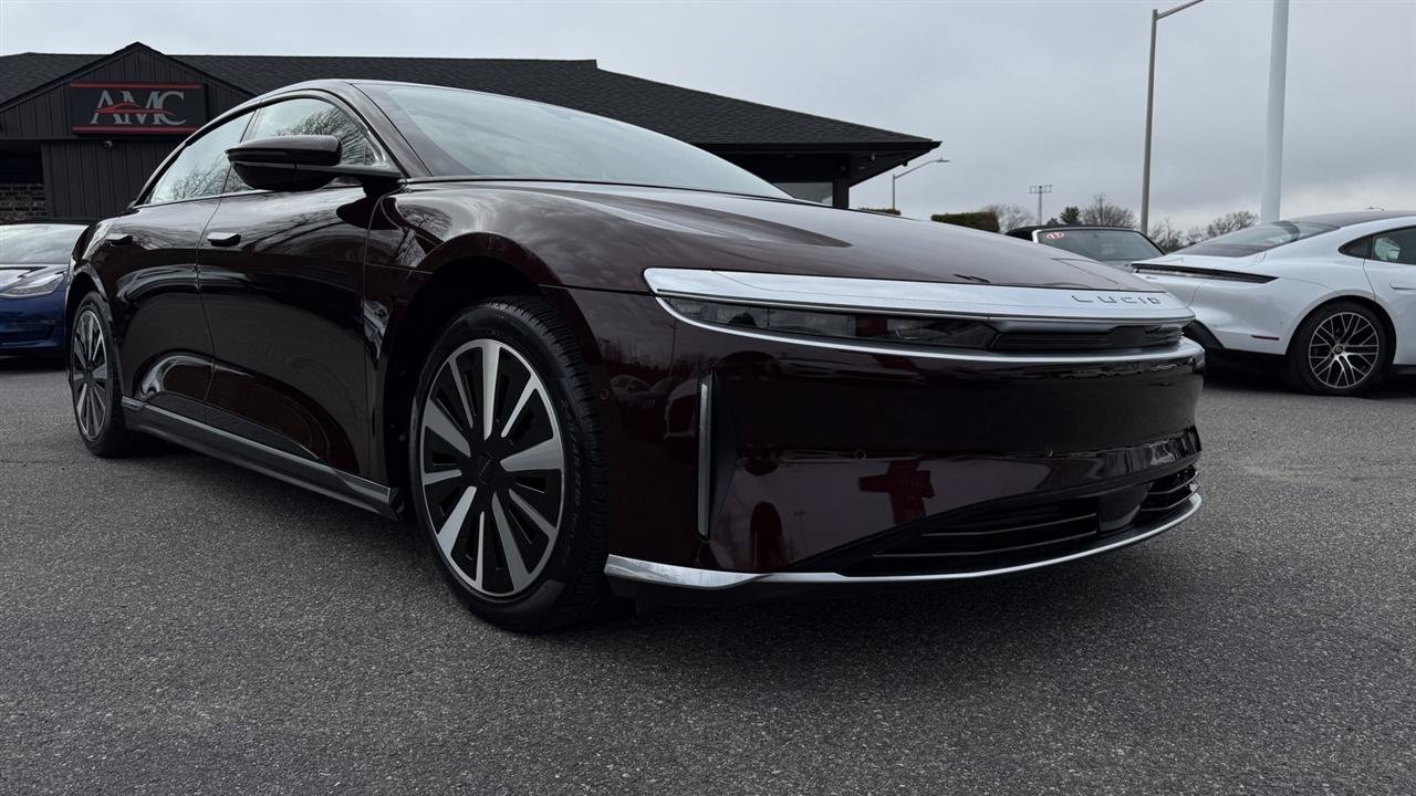 Used 2024 Lucid Air Touring AWD/4WD image 13