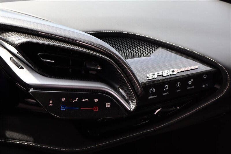 Used 2021 Ferrari SF90 Stradale AWD/4WD image 21