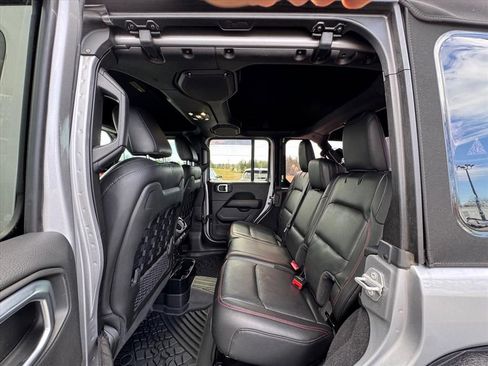 Used 2021 Jeep Wrangler Unlimited Rubicon image 12