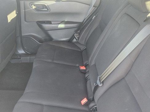 Used 2024 Nissan Rogue S AWD/4WD image 8