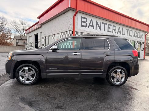 Used 2013 GMC Terrain SLT w/ Chrome and Technology Package image 2
