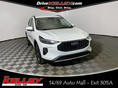 Used 2025 Ford Escape SE