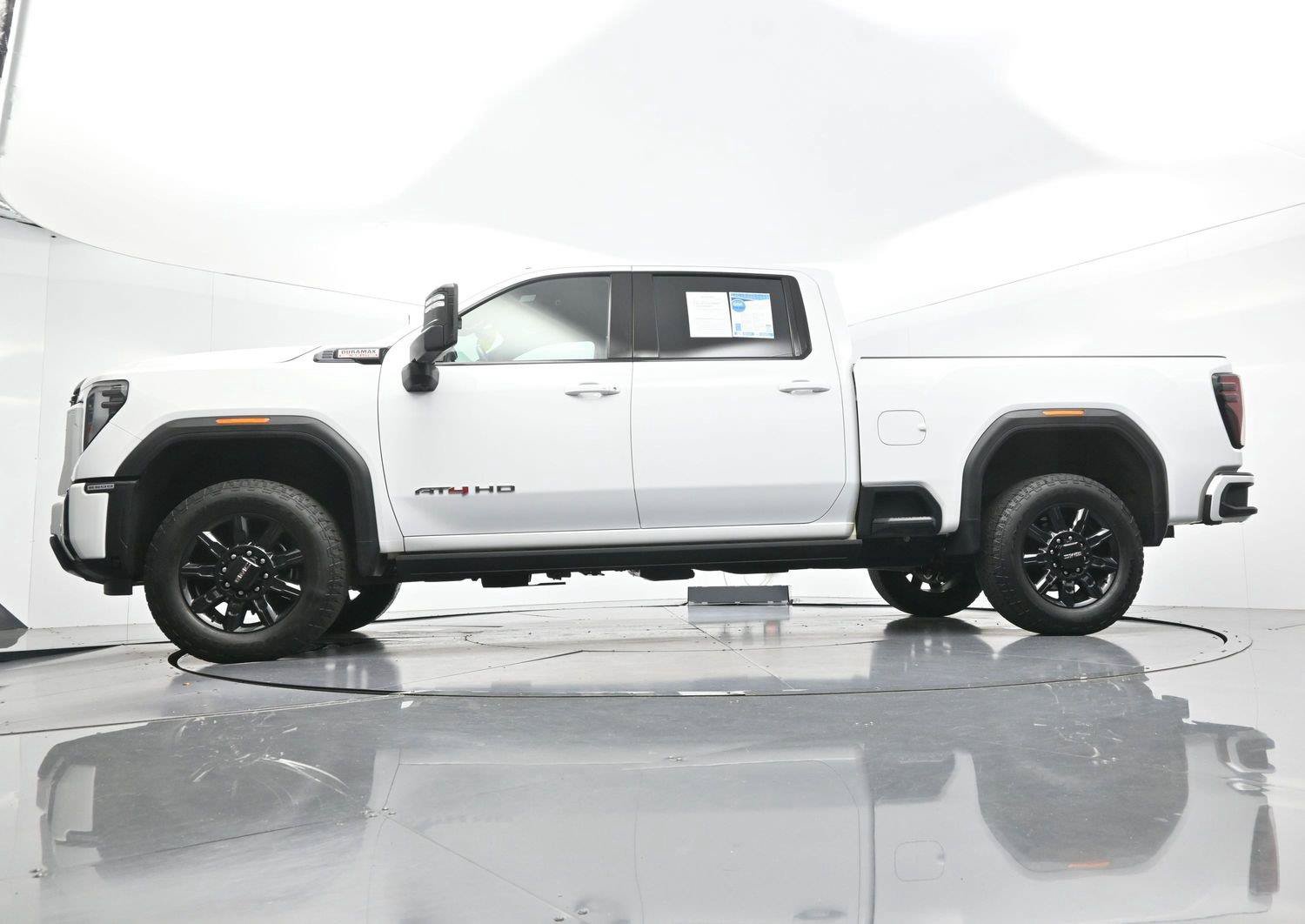 Used 2024 GMC Sierra 2500 AT4 w/ AT4 Premium Plus Package AWD/4WD image 52