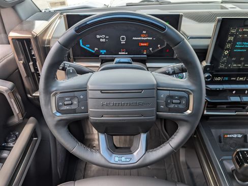 Used 2025 GMC Hummer EV 3X w/ LPO, Sport Package AWD/4WD image 23