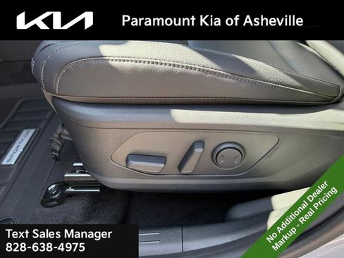 New 2026 Kia Sportage EX image 19