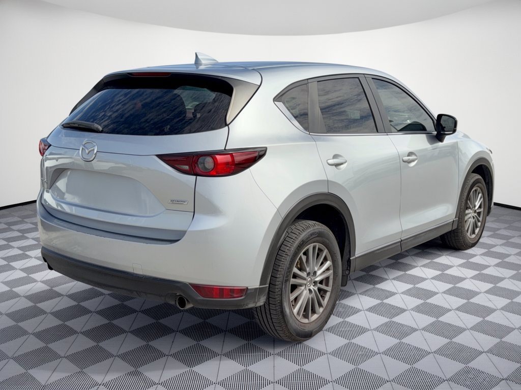 Used 2017 MAZDA CX-5 Touring w/ I-ACTIVSENSE Package FWD image 9