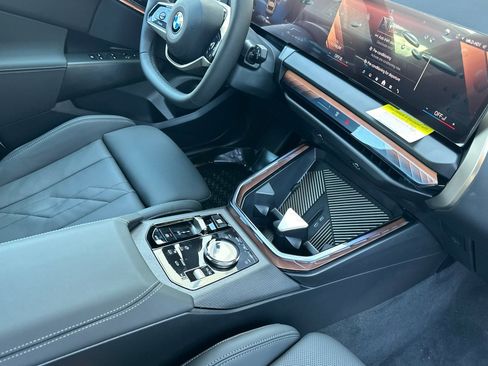 Used 2025 BMW X3 xDrive30i w/ Convenience Package image 27