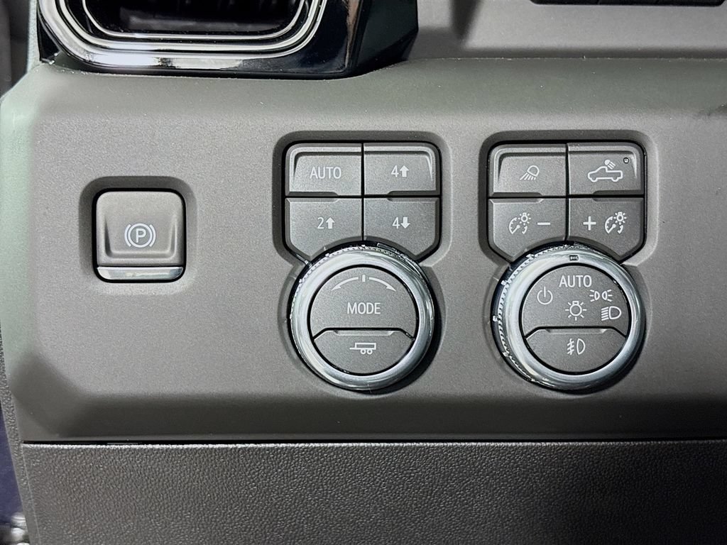 New 2026 GMC Sierra 2500 AT4X AWD/4WD image 9