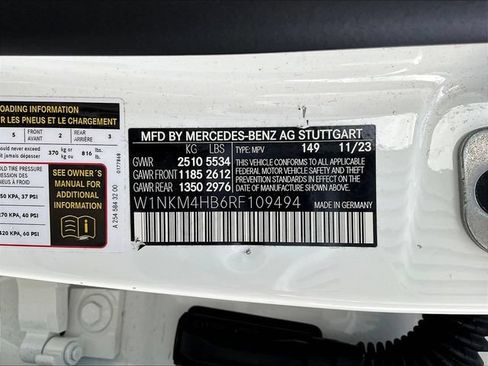 Used 2024 Mercedes-Benz GLC 300 4MATIC image 21
