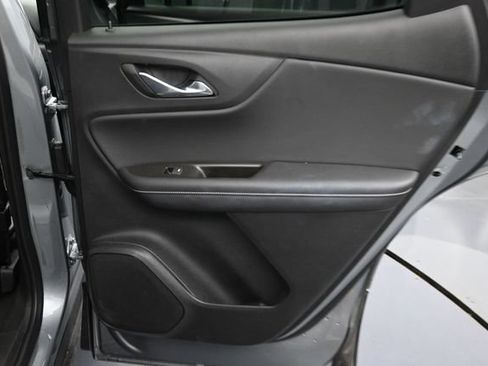 Used 2025 Chevrolet Blazer LT FWD image 30