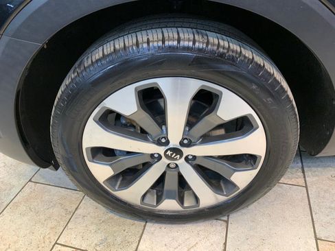 Used 2020 Kia Telluride S image 12