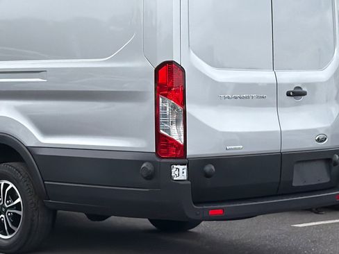 Used 2023 Ford Transit 250 148 High Roof Extended w/ Load Area Protection Package RWD image 8