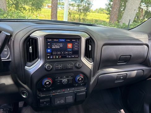 Used 2020 Chevrolet Silverado 1500 LT w/ All-Star Edition RWD image 36