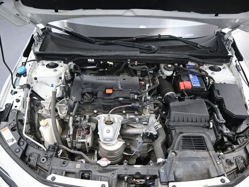 Used 2022 Honda Civic Sport image 11