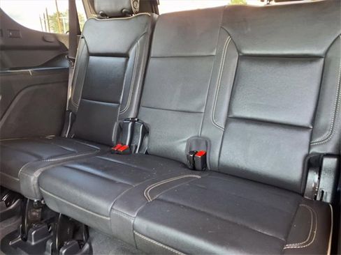 Used 2023 GMC Yukon SLT image 10