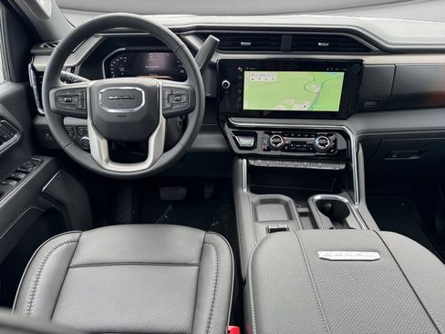 New 2026 GMC Sierra 3500 Denali w/ Denali Reserve Package AWD/4WD image 17