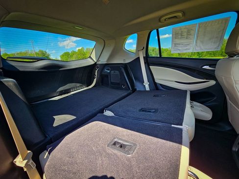 Used 2020 Buick Envision Premium AWD/4WD image 38