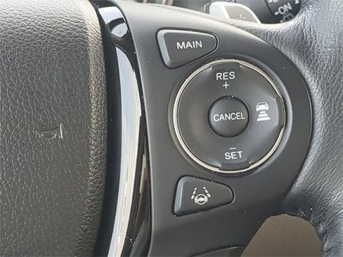 Used 2016 Honda Pilot Touring image 26