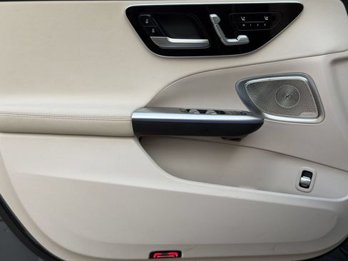 Certified 2026 Mercedes-Benz C 300 4MATIC Sedan image 13