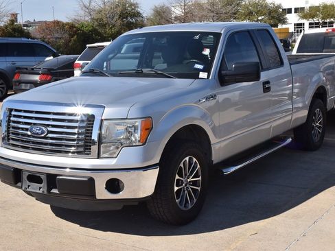 Used 2012 Ford F150 XLT w/ XLT Chrome Pkg image 1