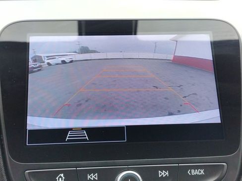 Used 2022 Chevrolet Malibu LT image 23