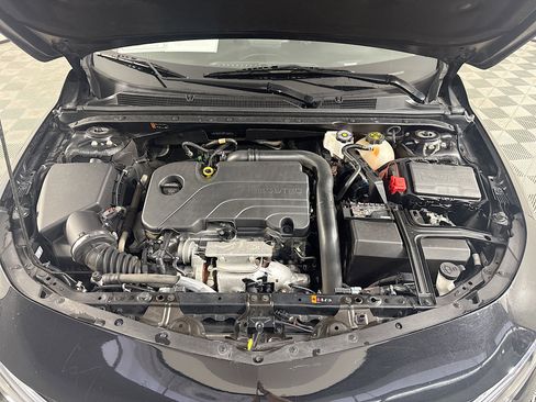 Used 2023 Chevrolet Malibu LT image 39